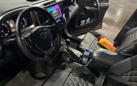 Toyota RAV4, 2016 год, 2 400 000 рублей, 11 фотография