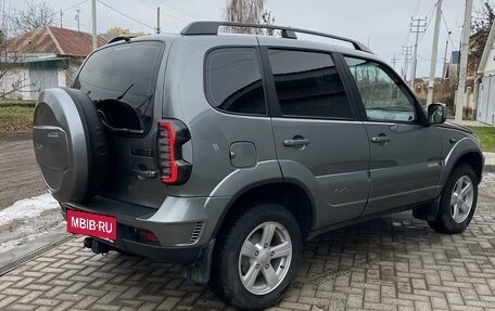 Chevrolet Niva I рестайлинг, 2016 год, 880 000 рублей, 6 фотография