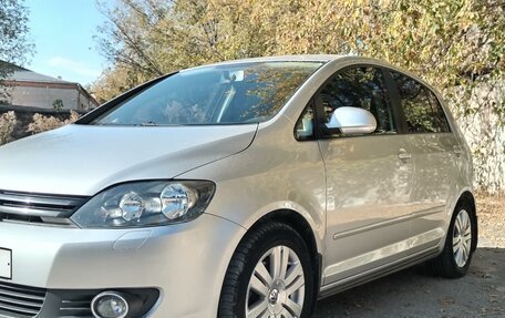 Volkswagen Golf Plus II, 2011 год, 940 000 рублей, 16 фотография