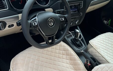 Volkswagen Jetta VI, 2018 год, 1 564 000 рублей, 14 фотография