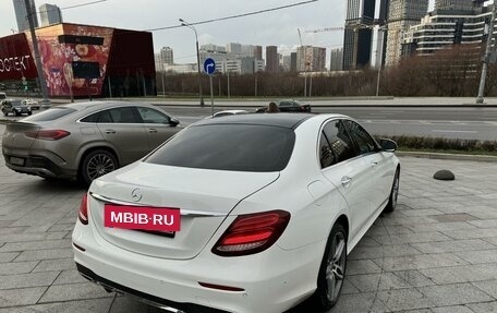 Mercedes-Benz E-Класс, 2020 год, 4 750 000 рублей, 5 фотография