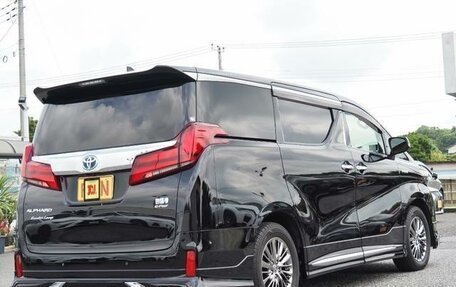 Toyota Alphard III, 2021 год, 3 300 000 рублей, 4 фотография