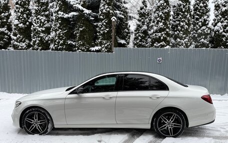 Mercedes-Benz E-Класс, 2017 год, 3 800 000 рублей, 2 фотография