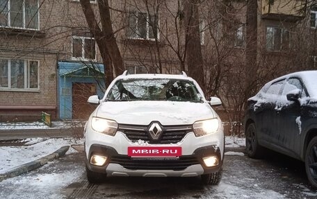 Renault Sandero II рестайлинг, 2019 год, 1 400 000 рублей, 2 фотография