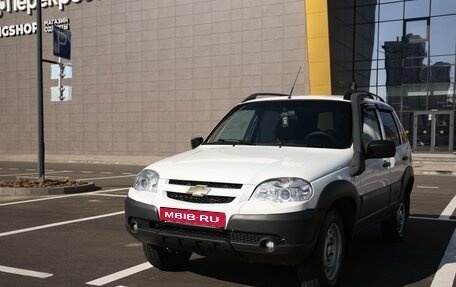 Chevrolet Niva I рестайлинг, 2016 год, 780 000 рублей, 5 фотография