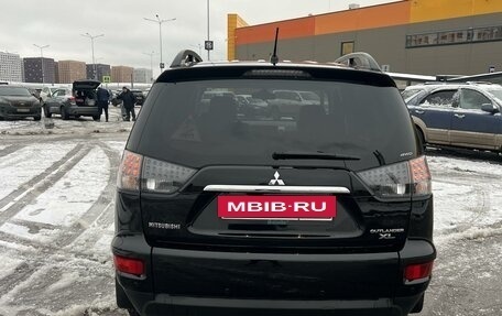 Mitsubishi Outlander III рестайлинг 3, 2011 год, 2 100 000 рублей, 4 фотография