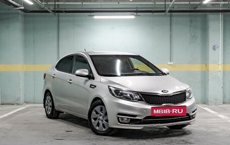 KIA Rio III рестайлинг, 2016 год, 865 000 рублей, 3 фотография