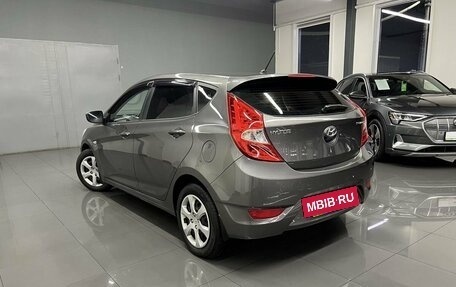 Hyundai Solaris II рестайлинг, 2011 год, 795 000 рублей, 6 фотография