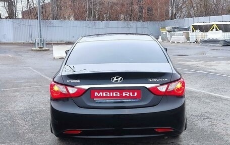 Hyundai Sonata VI, 2011 год, 1 190 000 рублей, 23 фотография