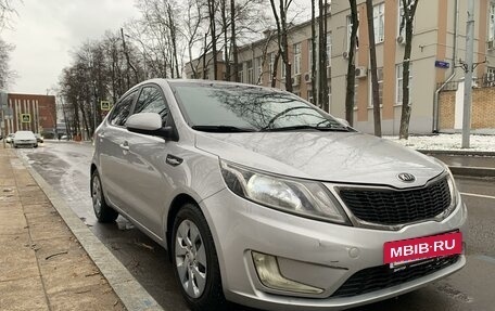 KIA Rio III рестайлинг, 2014 год, 880 000 рублей, 3 фотография