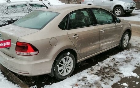 Volkswagen Polo VI (EU Market), 2016 год, 920 000 рублей, 2 фотография