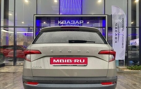 Skoda Karoq I, 2020 год, 2 700 000 рублей, 5 фотография