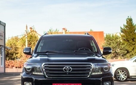 Toyota Land Cruiser 200, 2015 год, 6 000 000 рублей, 21 фотография