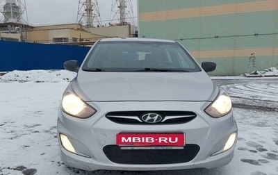 Hyundai Solaris II рестайлинг, 2012 год, 730 000 рублей, 1 фотография