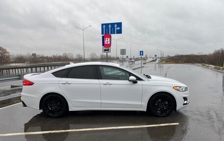 Ford Fusion (North America) II, 2019 год, 1 800 000 рублей, 1 фотография