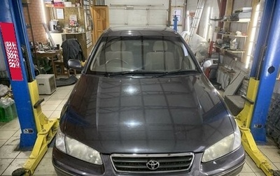 Toyota Camry, 2000 год, 550 000 рублей, 1 фотография