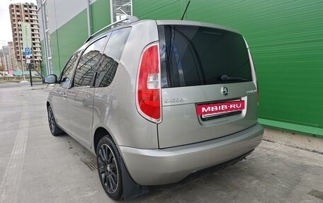 Skoda Roomster, 2014 год, 1 100 000 рублей, 8 фотография