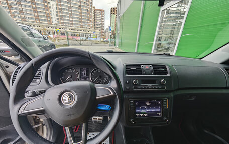 Skoda Roomster, 2014 год, 1 100 000 рублей, 13 фотография