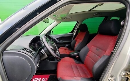 Skoda Roomster, 2014 год, 1 100 000 рублей, 12 фотография