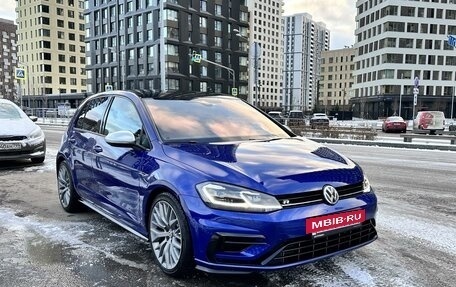 Volkswagen Golf R VII, 2019 год, 4 280 000 рублей, 2 фотография