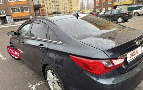 Hyundai Sonata VI, 2010 год, 1 000 000 рублей, 4 фотография