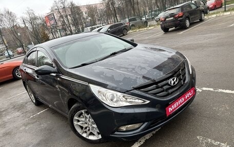 Hyundai Sonata VI, 2010 год, 1 000 000 рублей, 9 фотография