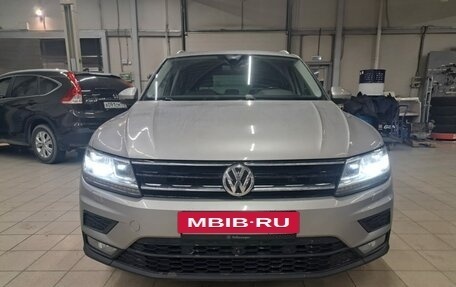 Volkswagen Tiguan II, 2019 год, 2 885 000 рублей, 2 фотография