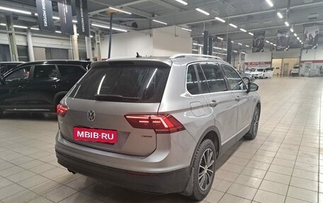 Volkswagen Tiguan II, 2019 год, 2 885 000 рублей, 3 фотография