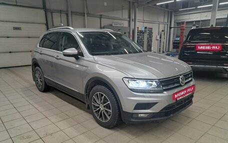 Volkswagen Tiguan II, 2019 год, 2 885 000 рублей, 10 фотография