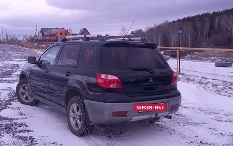 Mitsubishi Outlander III рестайлинг 3, 2007 год, 690 000 рублей, 3 фотография