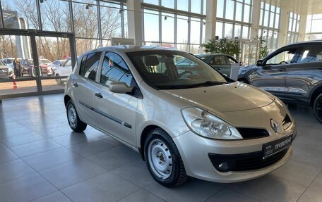 Renault Clio III, 2007 год, 635 000 рублей, 3 фотография