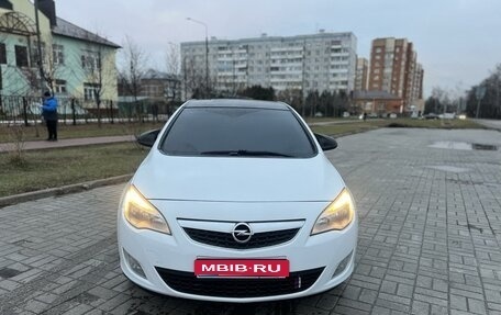 Opel Astra J, 2012 год, 850 000 рублей, 1 фотография