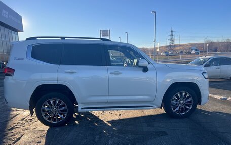 Toyota Land Cruiser, 2022 год, 13 100 000 рублей, 6 фотография