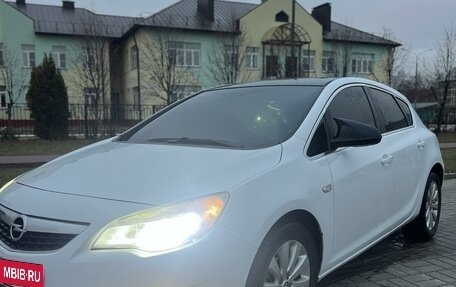 Opel Astra J, 2012 год, 850 000 рублей, 11 фотография