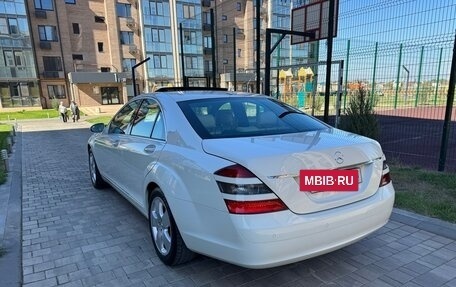 Mercedes-Benz S-Класс, 2007 год, 2 500 000 рублей, 4 фотография