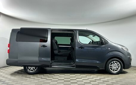 Peugeot Traveller I, 2021 год, 3 370 000 рублей, 22 фотография