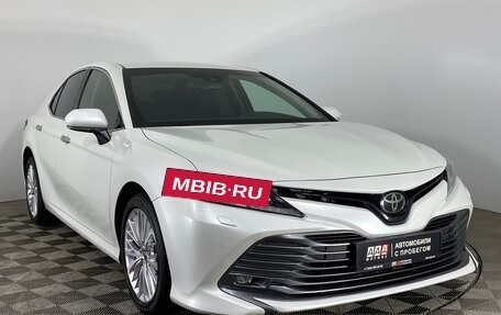 Toyota Camry, 2019 год, 3 299 000 рублей, 3 фотография