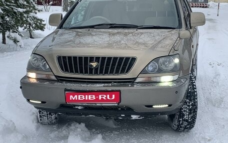 Toyota Harrier, 1998 год, 950 000 рублей, 24 фотография