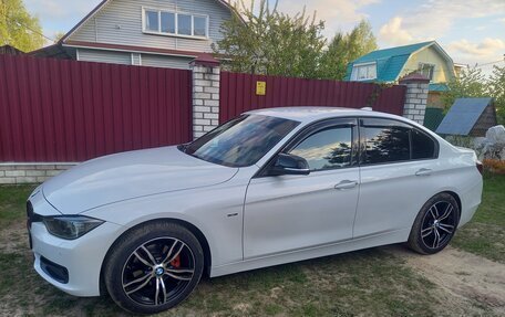 BMW 3 серия, 2013 год, 2 200 000 рублей, 18 фотография