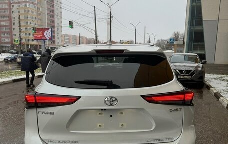 Toyota Highlander, 2024 год, 6 350 000 рублей, 4 фотография