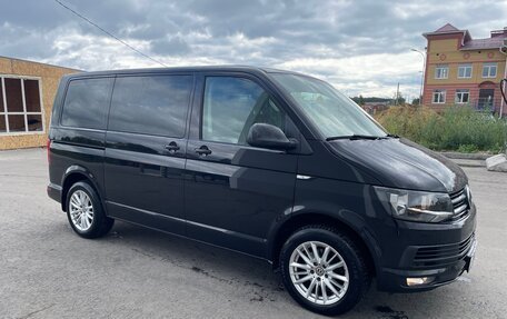 Volkswagen Multivan T6 рестайлинг, 2019 год, 3 580 000 рублей, 3 фотография