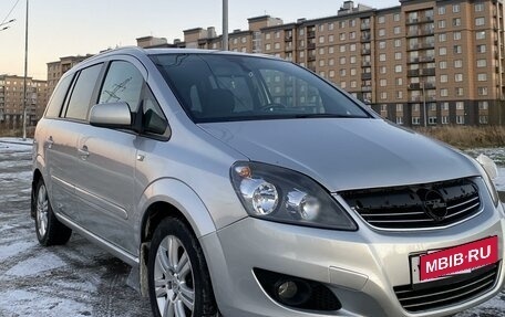 Opel Zafira B, 2012 год, 640 000 рублей, 3 фотография