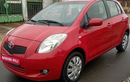 Toyota Yaris III рестайлинг, 2008 год, 620 000 рублей, 8 фотография