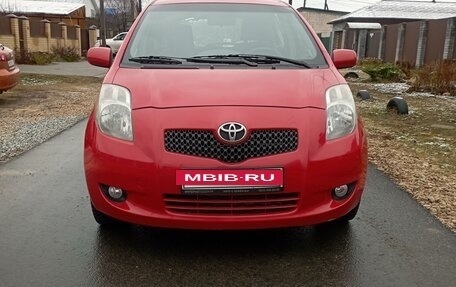 Toyota Yaris III рестайлинг, 2008 год, 620 000 рублей, 9 фотография