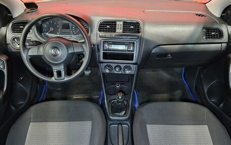 Volkswagen Polo VI (EU Market), 2013 год, 899 000 рублей, 9 фотография