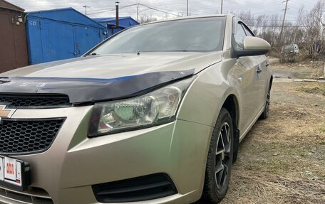 Chevrolet Cruze II, 2010 год, 550 000 рублей, 6 фотография