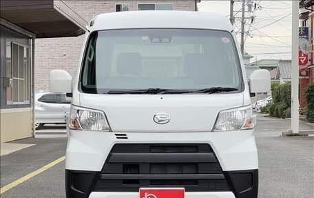 Daihatsu Hijet, 2021 год, 670 000 рублей, 2 фотография