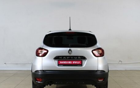 Renault Kaptur I рестайлинг, 2020 год, 1 698 000 рублей, 4 фотография