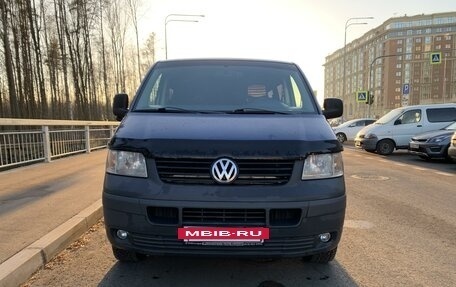 Volkswagen Transporter T5 рестайлинг, 2007 год, 1 075 000 рублей, 2 фотография