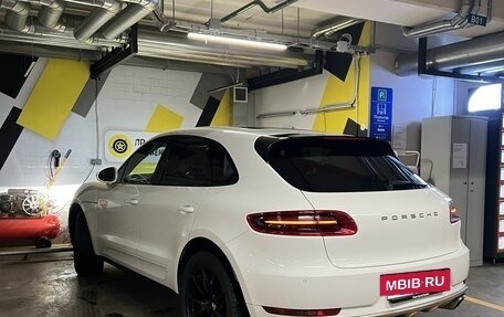 Porsche Macan I рестайлинг, 2015 год, 3 499 999 рублей, 5 фотография